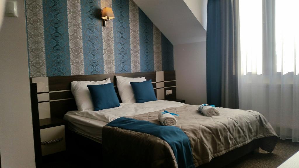 Hotel Impressa Niedrzwica Duża Quarto foto