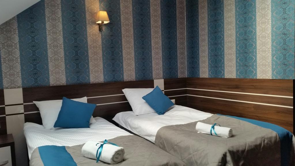 Hotel Impressa Niedrzwica Duża Quarto foto
